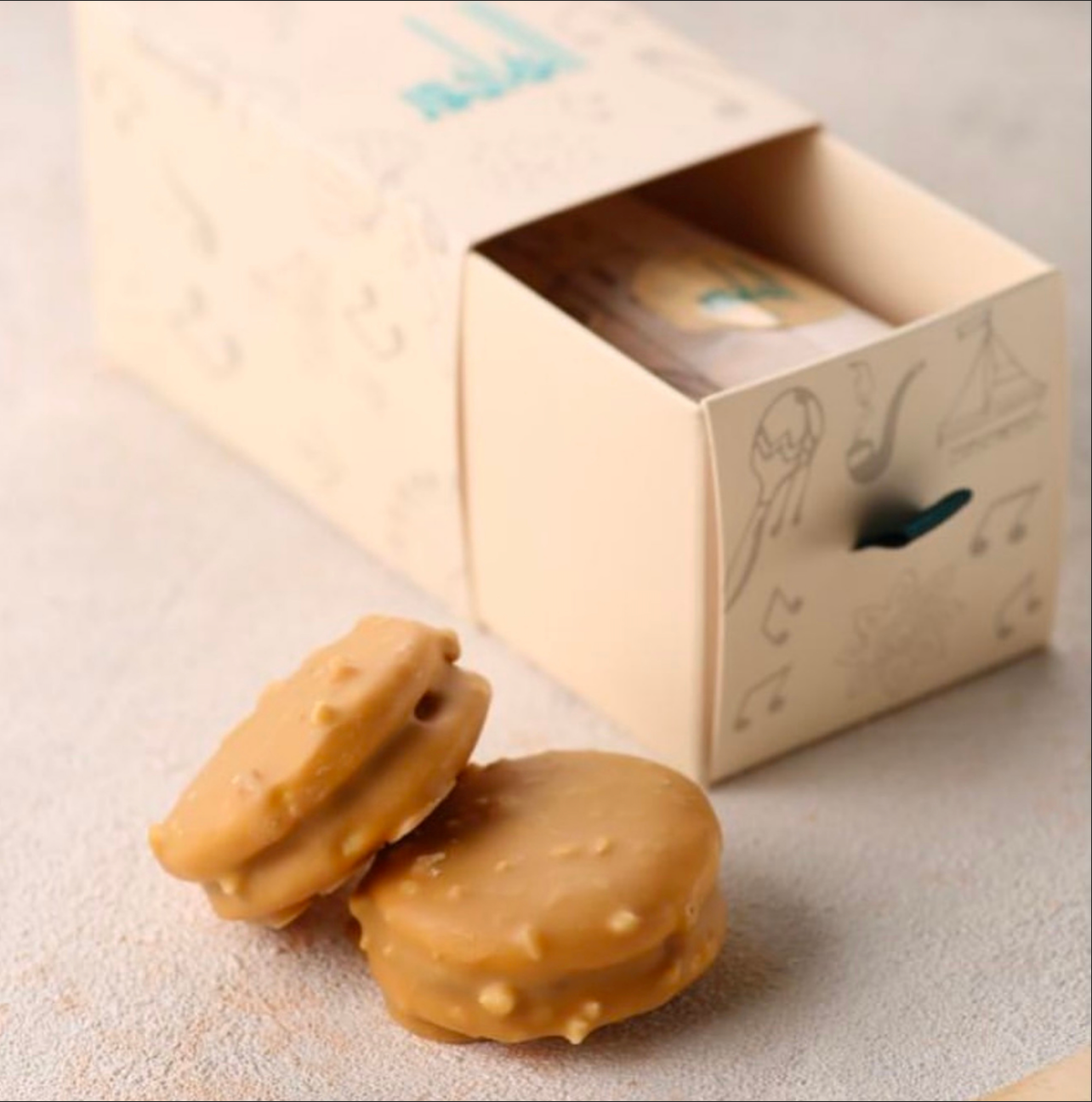 CHOCOLATE CARAMEL ALFAJORES BISCUIT - SMALL BOX